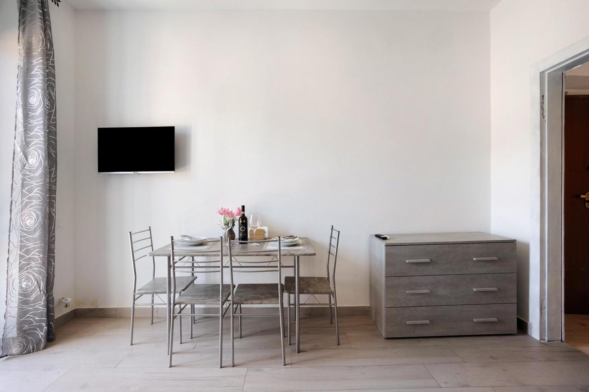 Grecale Apartment ลาสเปเซีย ภายนอก รูปภาพ